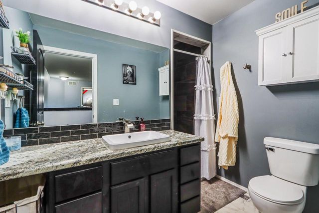 196 S Ash LANE, Whitewater, WI 53190