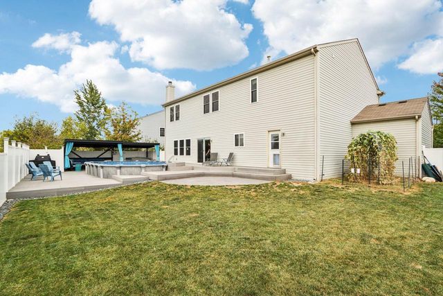 196 S Ash LANE, Whitewater, WI 53190