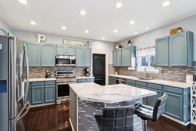 196 S Ash LANE, Whitewater, WI 53190