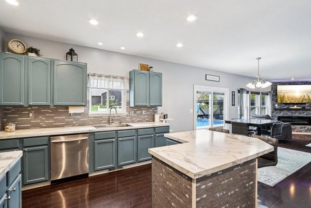 196 S Ash LANE, Whitewater, WI 53190