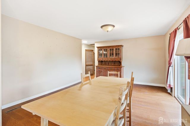 3 Wilkens Drive, Piscataway, NJ 08854