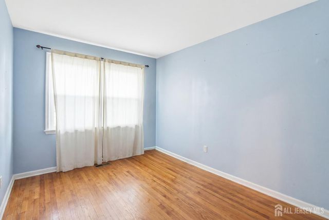 3 Wilkens Drive, Piscataway, NJ 08854