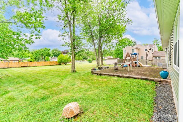 3 Wilkens Drive, Piscataway, NJ 08854