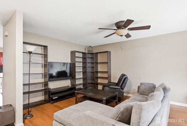 3 Wilkens Drive, Piscataway, NJ 08854