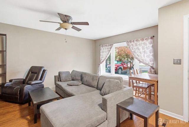 3 Wilkens Drive, Piscataway, NJ 08854
