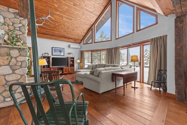 151 Rudys Lane, Stowe, VT 05672