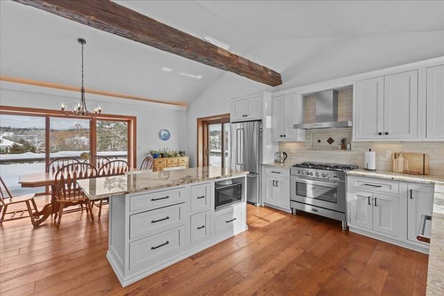 151 Rudys Lane, Stowe, VT 05672