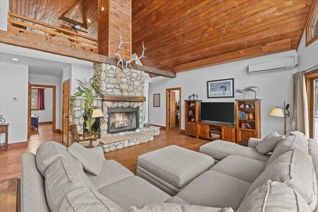 151 Rudys Lane, Stowe, VT 05672