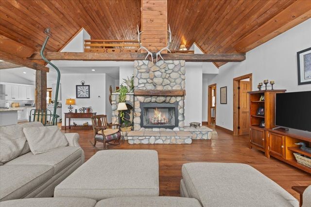 151 Rudys Lane, Stowe, VT 05672