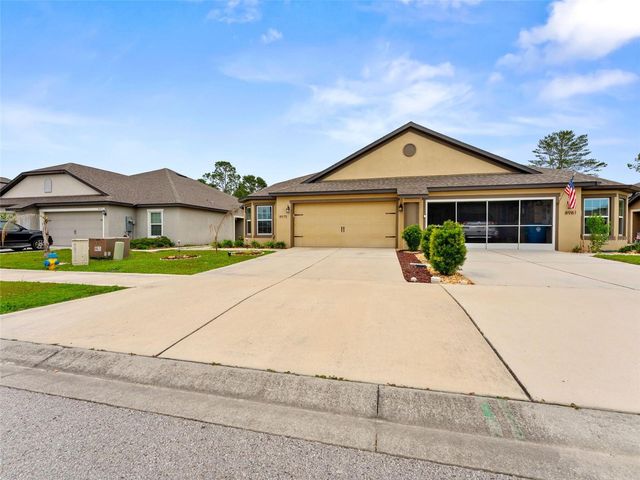 8975 SOUTHERN CHARM CIRCLE, Brooksville, FL 34613