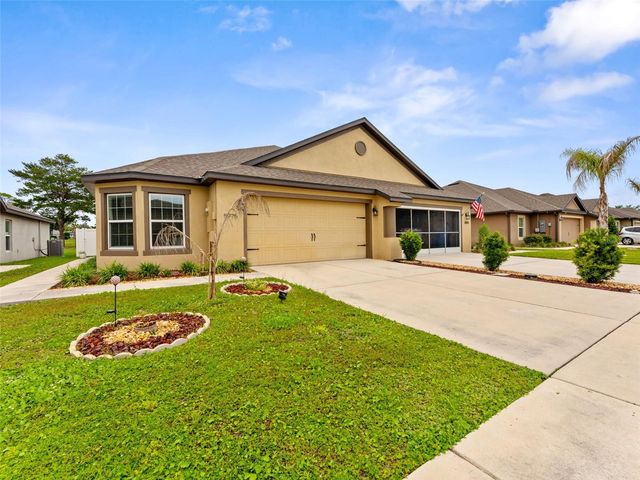 8975 SOUTHERN CHARM CIRCLE, Brooksville, FL 34613