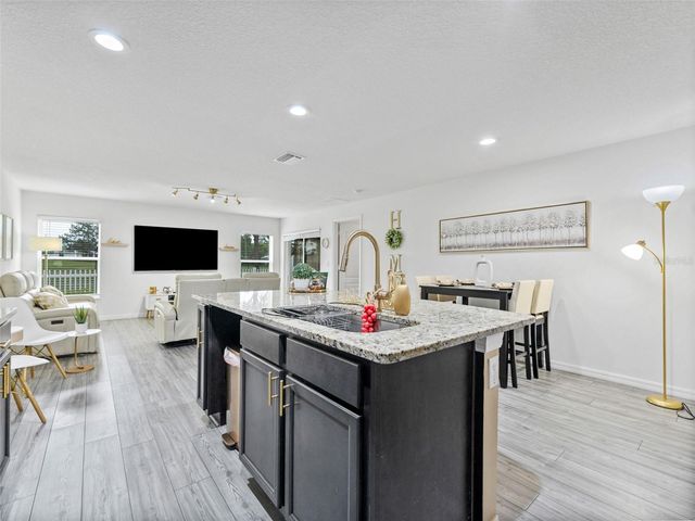 8975 SOUTHERN CHARM CIRCLE, Brooksville, FL 34613