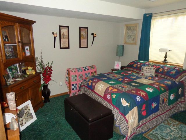 2110 E BREEZEWOOD COURT, Plover, WI 54467