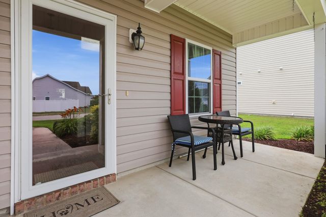 2716 Desert Rose St., Little River, SC 29566