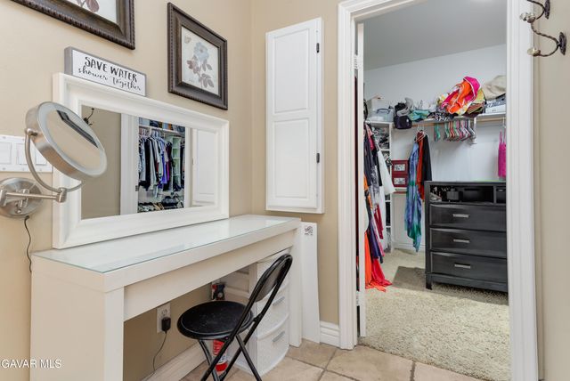 4534 W Columbia Way, Quartz Hill, CA 93536