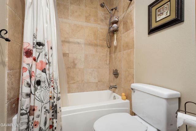 4534 W Columbia Way, Quartz Hill, CA 93536