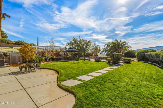 4534 W Columbia Way, Quartz Hill, CA 93536