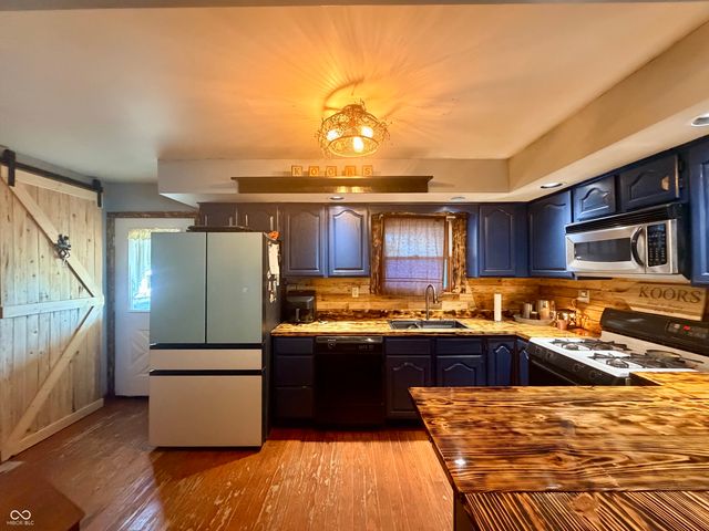 333 W 7th Street, Rushville, IN 46173