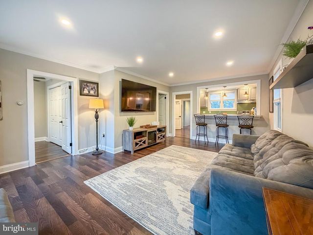 434 WOODLAND AVE, Horsham, PA 19044