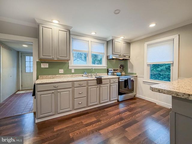 434 WOODLAND AVE, Horsham, PA 19044