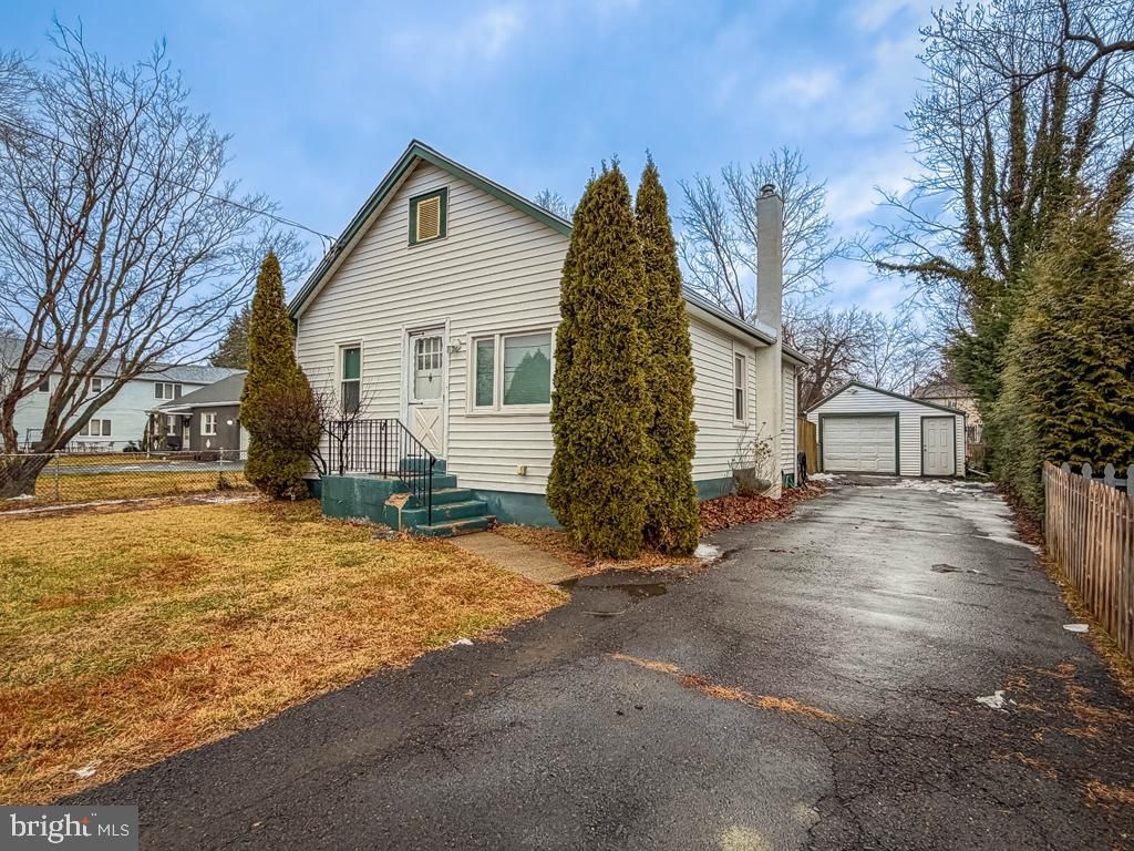 434 WOODLAND AVE, Horsham, PA 19044