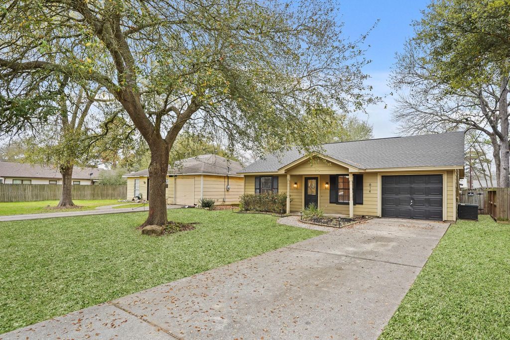 614 Percival Street, Tomball, TX 77375