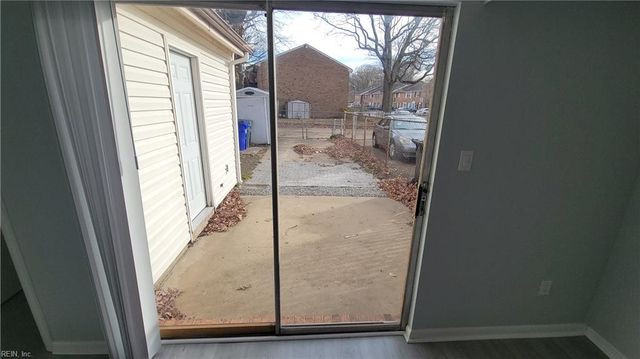 6981 E Tanners Creek DR, Norfolk, VA 23513