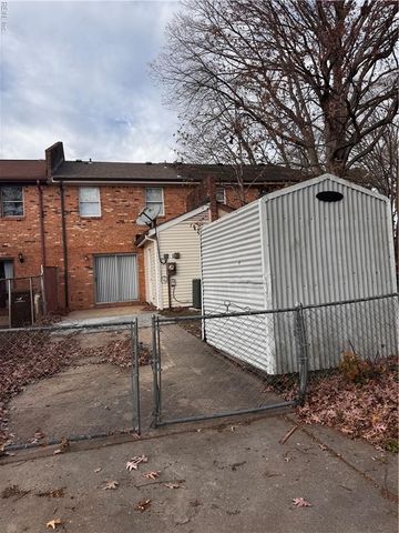 6981 E Tanners Creek DR, Norfolk, VA 23513