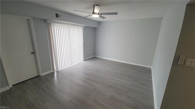 6981 E Tanners Creek DR, Norfolk, VA 23513