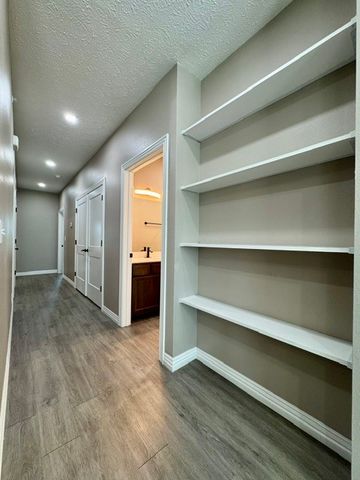 203 N 13th Street 101, Rogers, AR 72756