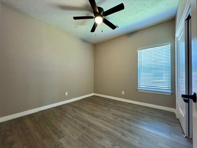 203 N 13th Street 101, Rogers, AR 72756