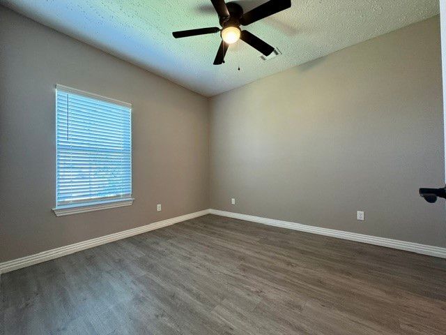 203 N 13th Street 101, Rogers, AR 72756