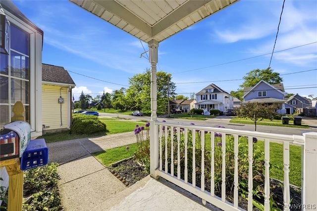 28 Linwood Avenue, Tonawanda, NY 14150