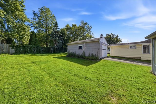 28 Linwood Avenue, Tonawanda, NY 14150