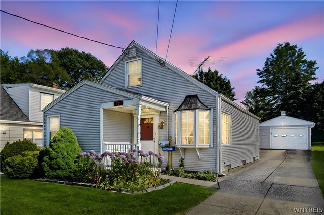 28 Linwood Avenue, Tonawanda, NY 14150