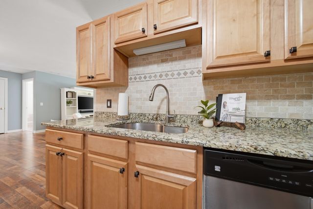 65 Fordway Ext Unit 3110, Derry, NH 03038