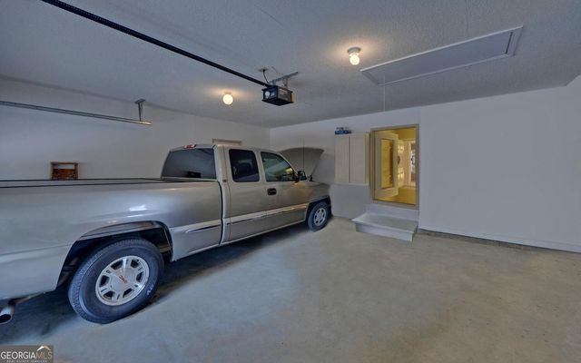 300 Knox Circle, Lavonia, GA 30553