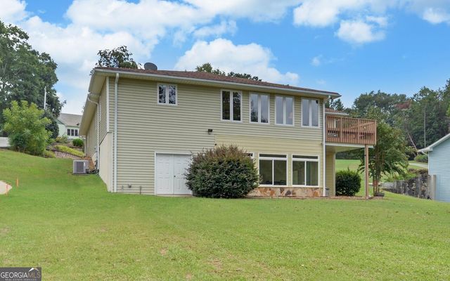 300 Knox Circle, Lavonia, GA 30553