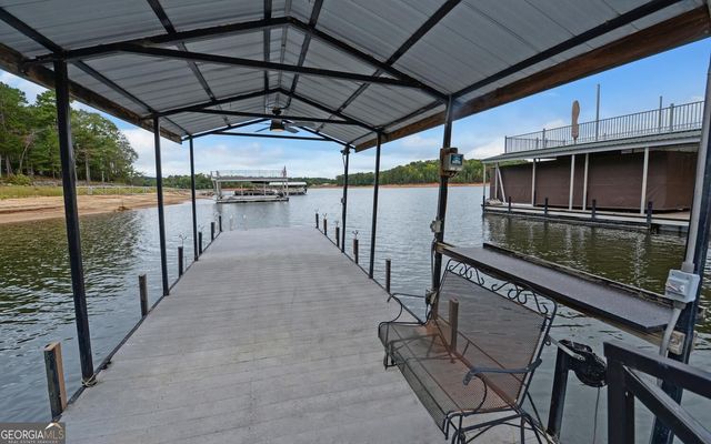 300 Knox Circle, Lavonia, GA 30553