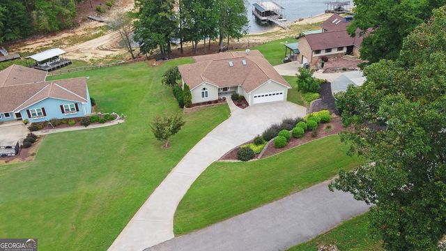 300 Knox Circle, Lavonia, GA 30553