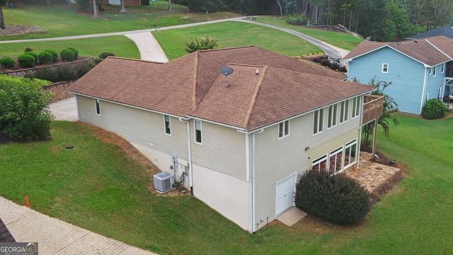 300 Knox Circle, Lavonia, GA 30553