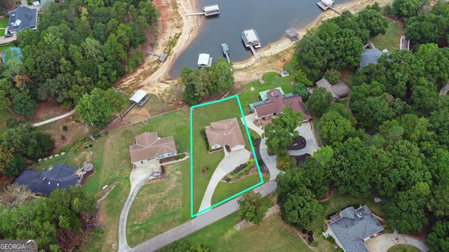 300 Knox Circle, Lavonia, GA 30553