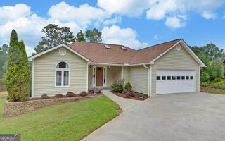 300 Knox Circle, Lavonia, GA 30553