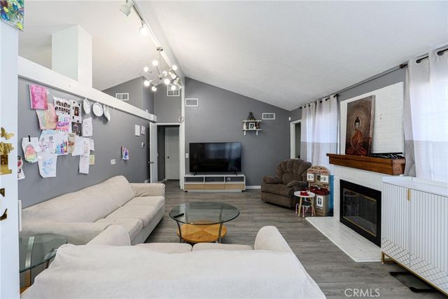 2186 W Huntington, Anaheim, CA 92801
