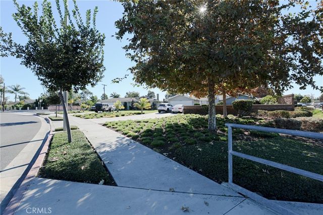 2186 W Huntington, Anaheim, CA 92801