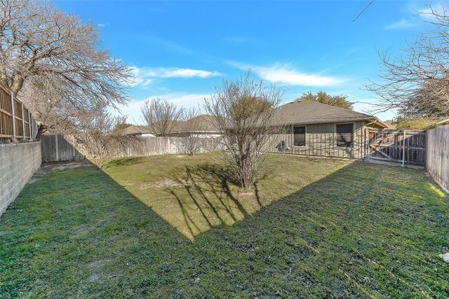 1133 Day Dream Drive, Fort Worth, TX 76052