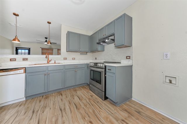 1133 Day Dream Drive, Fort Worth, TX 76052