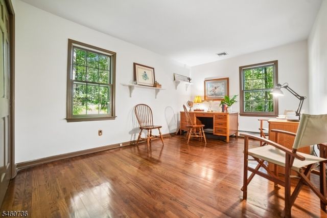 36 Cora Ln, Chester Twp., NJ 07930