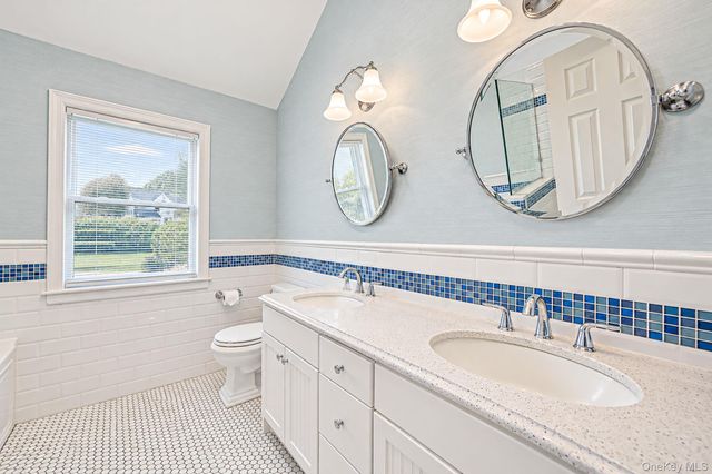 1140 Merritts Road, Farmingdale, NY 11735