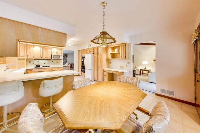 925 Tarrant DRIVE, Fontana, WI 53125